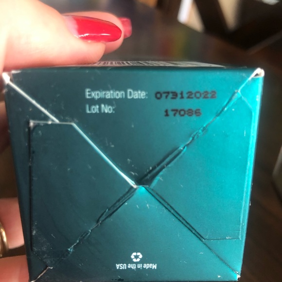 Pure Nerium Nightly Face Treatment 30ml - Picture 6 of 6